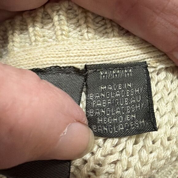 Quinn Women’s Mediums Beige Sweater Long Sleeve - Picture 7 of 7